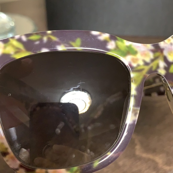 DOLCE & GABBANA 4231 2842/8G BLACK PEACH FLOWERS - Picture 12 of 16